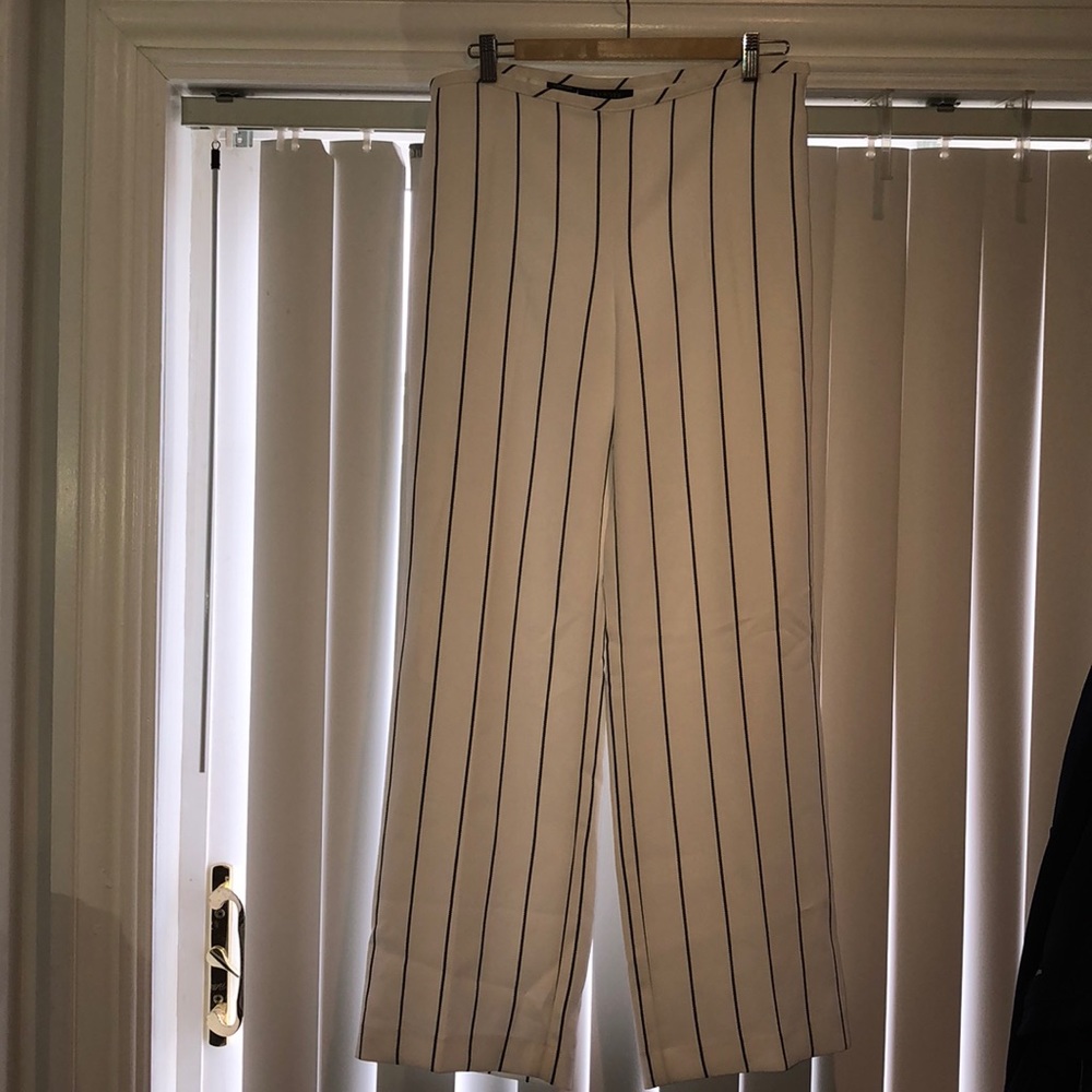 High Wasted Long Stripped Trousers